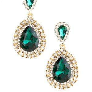 Emerald Green Earings